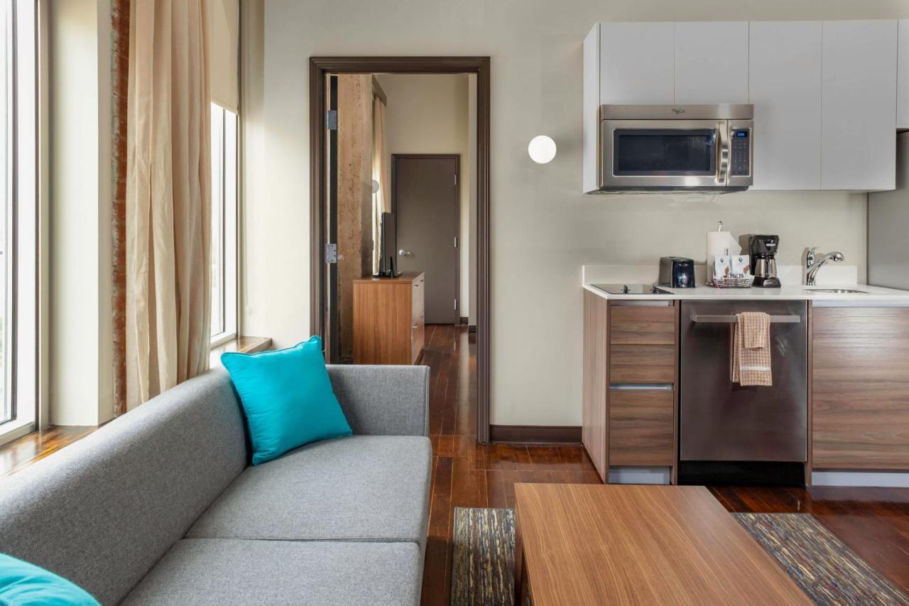 Towneplace Suites By Marriott Dallas Downtown Zewnętrze zdjęcie
