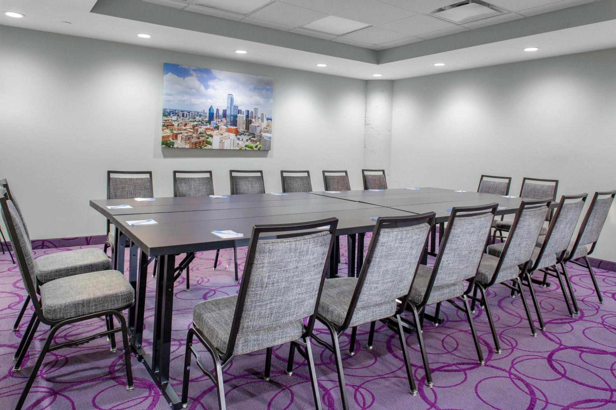 Towneplace Suites By Marriott Dallas Downtown Zewnętrze zdjęcie