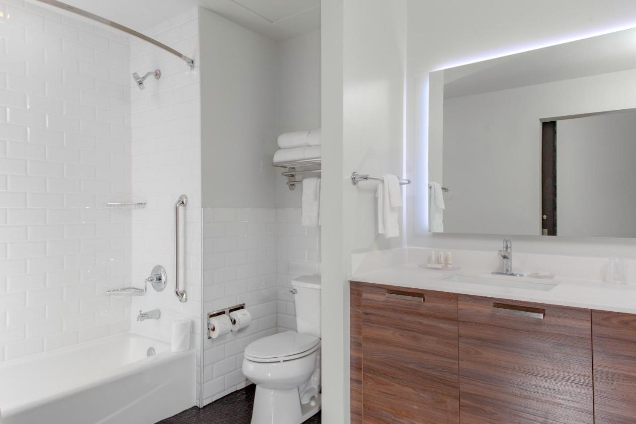 Towneplace Suites By Marriott Dallas Downtown Zewnętrze zdjęcie